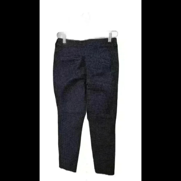 Old Navy high-rise pixie navy blue and black - Picture 2 of 4